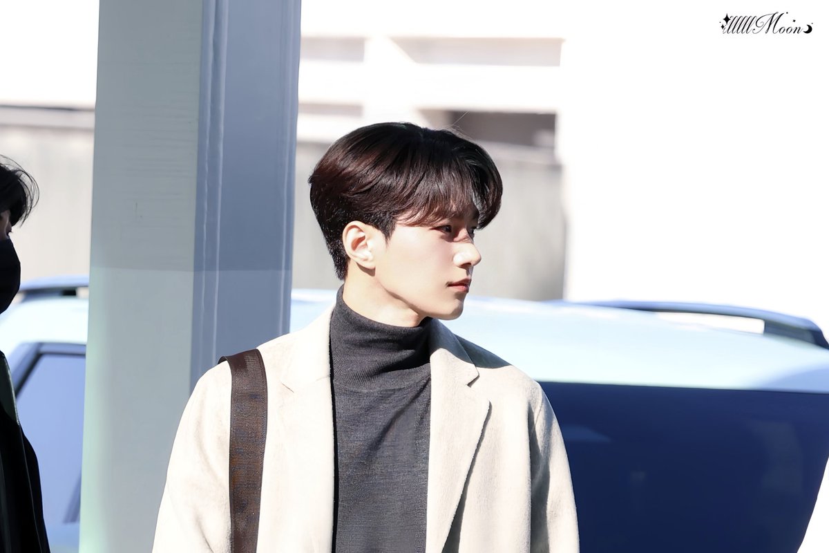 IImoon_kmscat's tweet photo. 250117 ICN 

#L #엘 #김명수 #명수 #MYUNGSOO #ミョンス #Infinite #인피니트 https://t.co/tT0vw6Fhqu