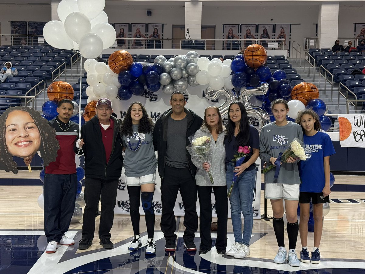 WG_GirlsBB's tweet photo. SENIOR NIGHT WAS A SUCCESS!! What an incredible night celebrating our senior 
We love you @MiriColeBaller 💕🏀 https://t.co/pHG7s8VFt7
