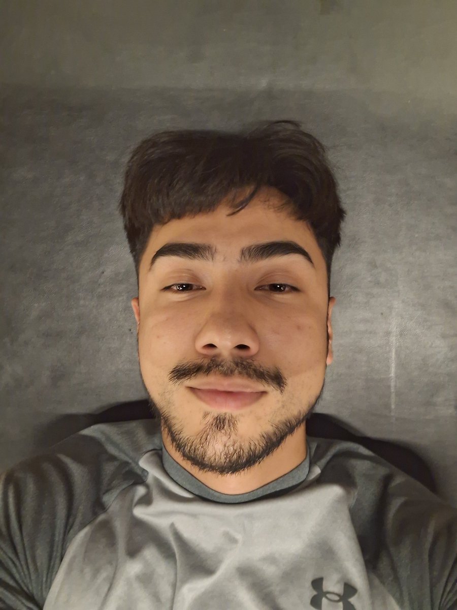 chinotul0n's tweet photo. La carita, la colita 🫣
Chupay hoyo o keee https://t.co/RWVaQfm191