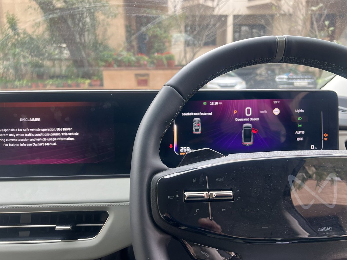 Did the test drive of the Mahindra EV9 yesterday. Eye catching design. Very spacious. Smooth drive and acceleration but still has the feel of a regular car. Packed with safety and driver assist features. At rs 30 lacs for highest end model definitely worth a try. #mahindraxev9e