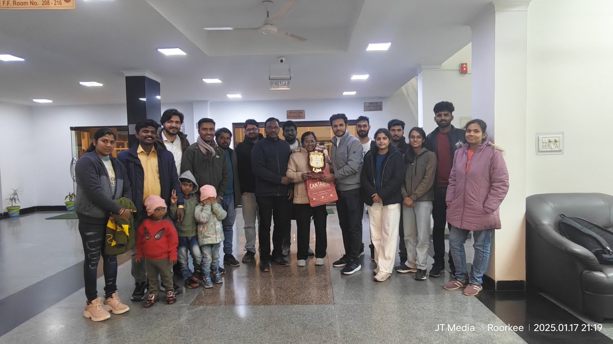 krjt_photon's tweet photo. Congratulations  @sunilorganic123  @KamalVe72350092 @MohitRedhu for successfully defending PhD thesis. Special thanks to Prof. @vkn_mandi, IIT Mandi, Prof. Ch. Subramanyam, IIT Hyderabad and Prof. Asim Bhaumick examining the theses. The new Drs from @oml_lab. https://t.co/jpnDiaJiSP