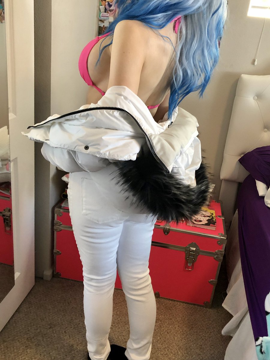 Content from sharkiekitty