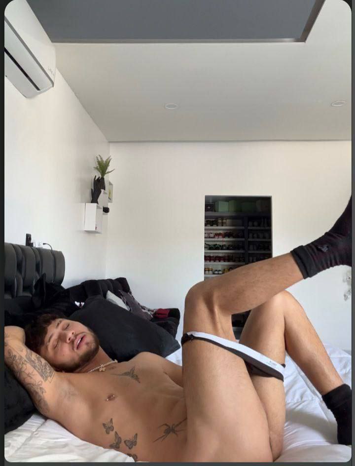 🔥🤭 tweet media