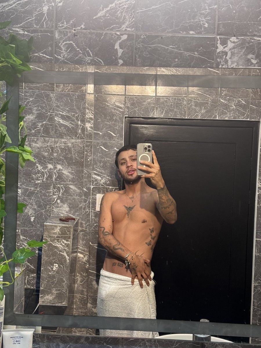 🔥🤭 tweet media