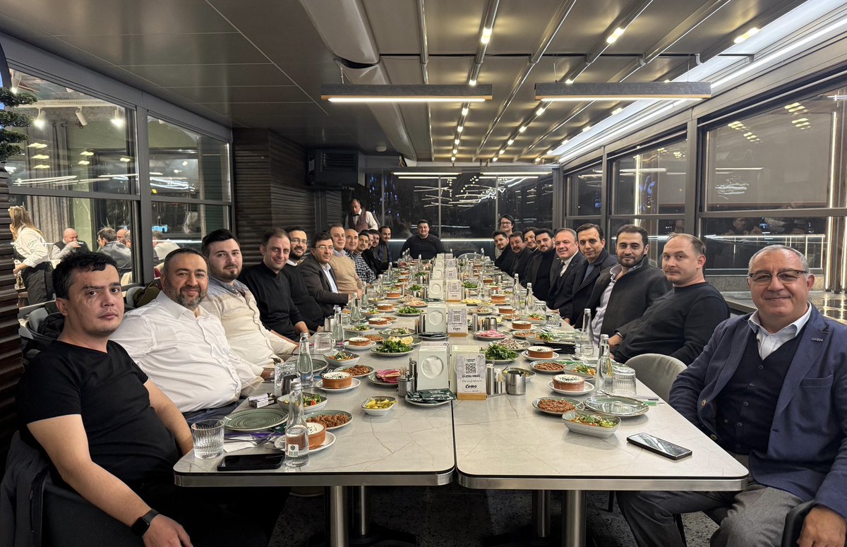 BESİAD Konya Buluşmamız kapsamında bir araya geldiğimiz, sektörümüzün ortak vizyonu ve hedefleri doğrultusunda derneğimizin çalışmalarına katkı sağlayan tüm firmalarımıza teşekkür ediyorum..