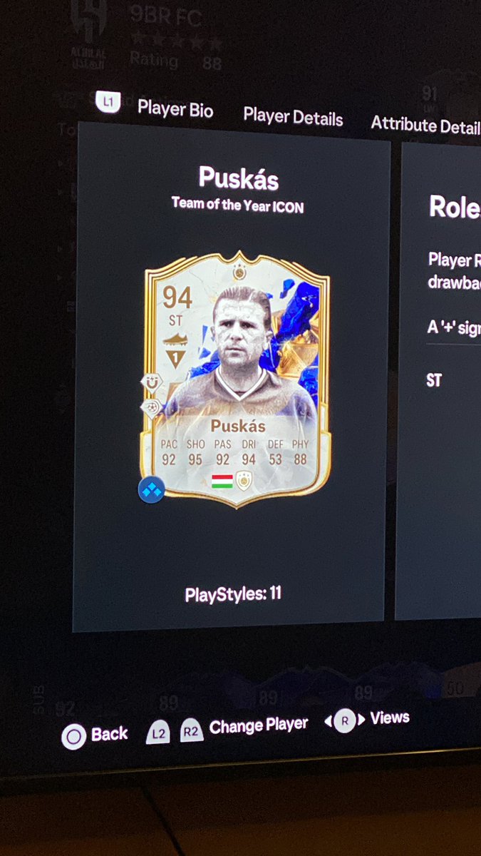 uvnc5's tweet photo. @FUT_Z5 البكككككش💙💙💙💙. https://t.co/erYloffGCN