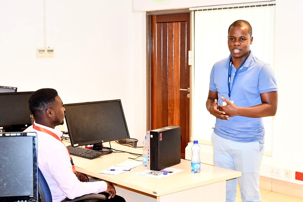 nyambu_lee's tweet photo. My PGD internship at KEMRI Welcome Trust is off to an amazing start! The mentorship is top notch and I'm excited to contribute to cutting edge impactful Research. I am grateful for this opportunity.
#IDeAL2
#AfricanResearchLeaders https://t.co/Y5j2UBje05