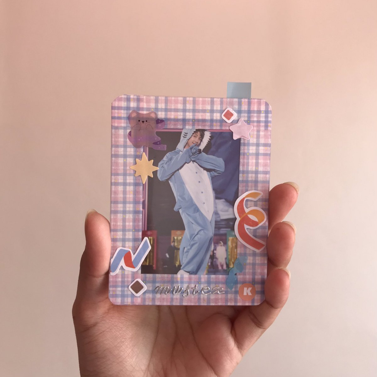 _illegurrl's tweet photo. WTS LFB RM/NAMJOON 4TH MUSTER PC (shark boy)

- onhand; mint condition
- can provide photos and videos!
- RFS: declutterring
- ₱2.6k (FREE SF WITHIN MM)

# wts lfb bts rm namjoon joon 4th muster shark photocard pc

wts lfb namjoon shark pc https://t.co/5ZqDvYCs3F