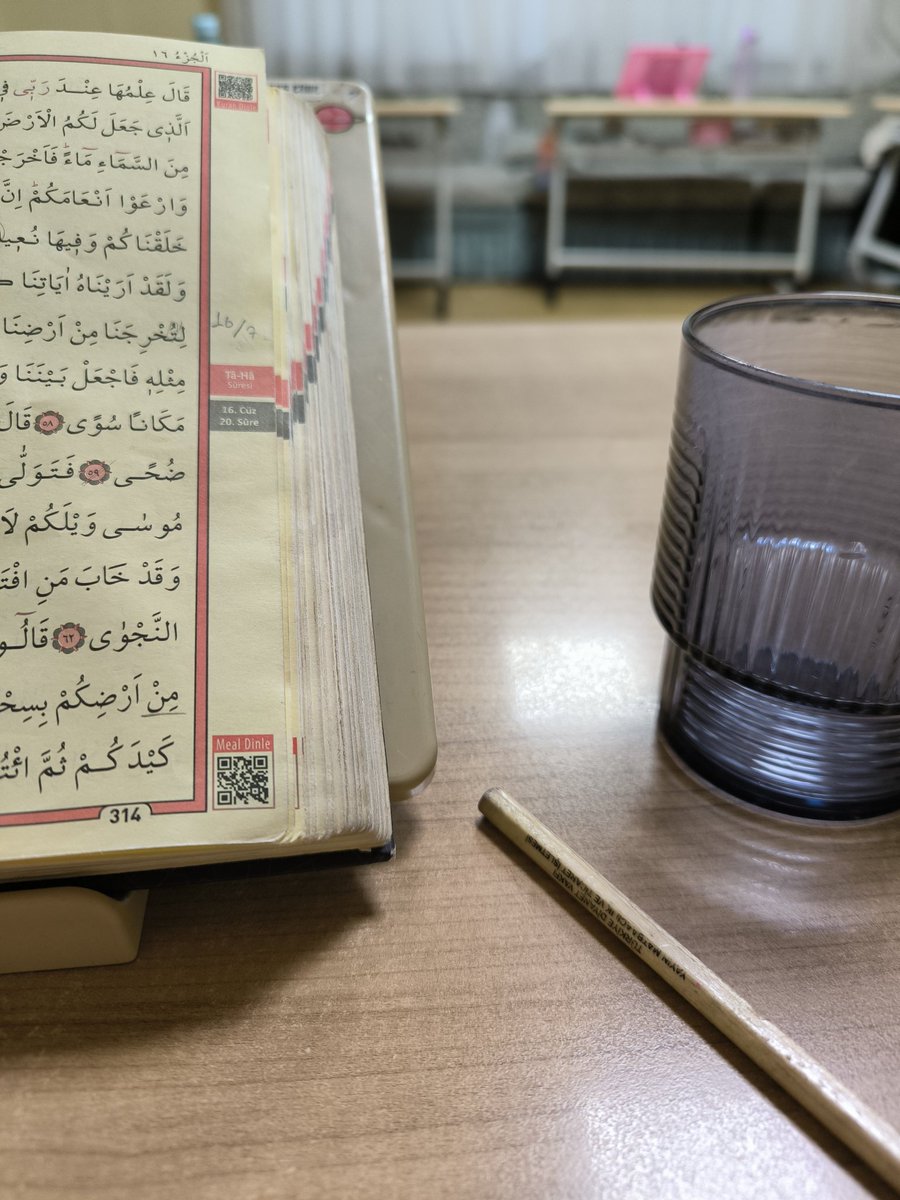 ArzuNER34's tweet photo. Bugün de Fatmanur için mutalaayı uzattık 🥰
Diğerleri kahvaltıda biz derste..
Rabbim başta Fatmanur olmak üzere her bir öğrencimize derslerinde muvaffakiyet nasip etsin #amin https://t.co/prXoSomiWD
