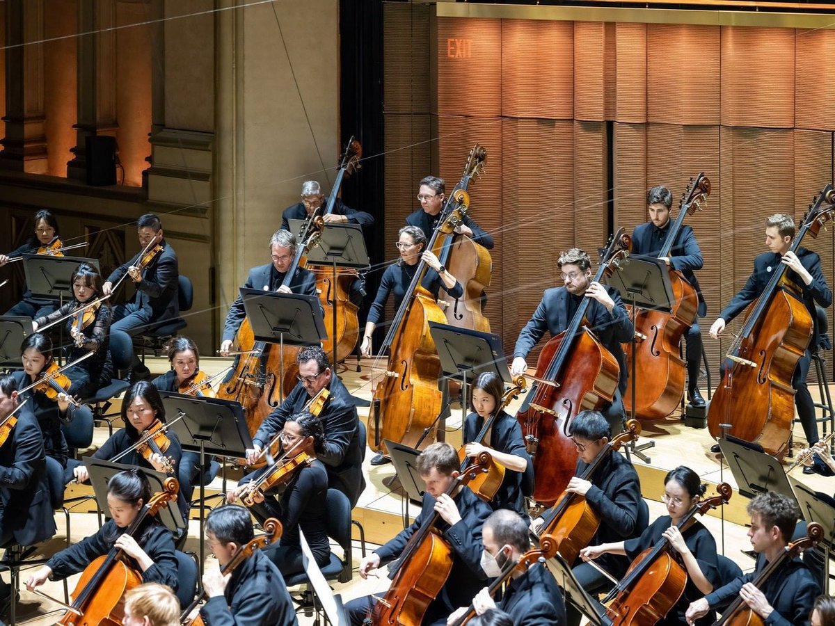 Today marked the debut of our brand-new Jacobs Masterworks Friday Matinee series, featuring Javier Perianes for Mozart's Piano Concerto No.21 and led by conductor Eduardo Strausser 🎹 ! 🎻☀ #ExperienceJMC