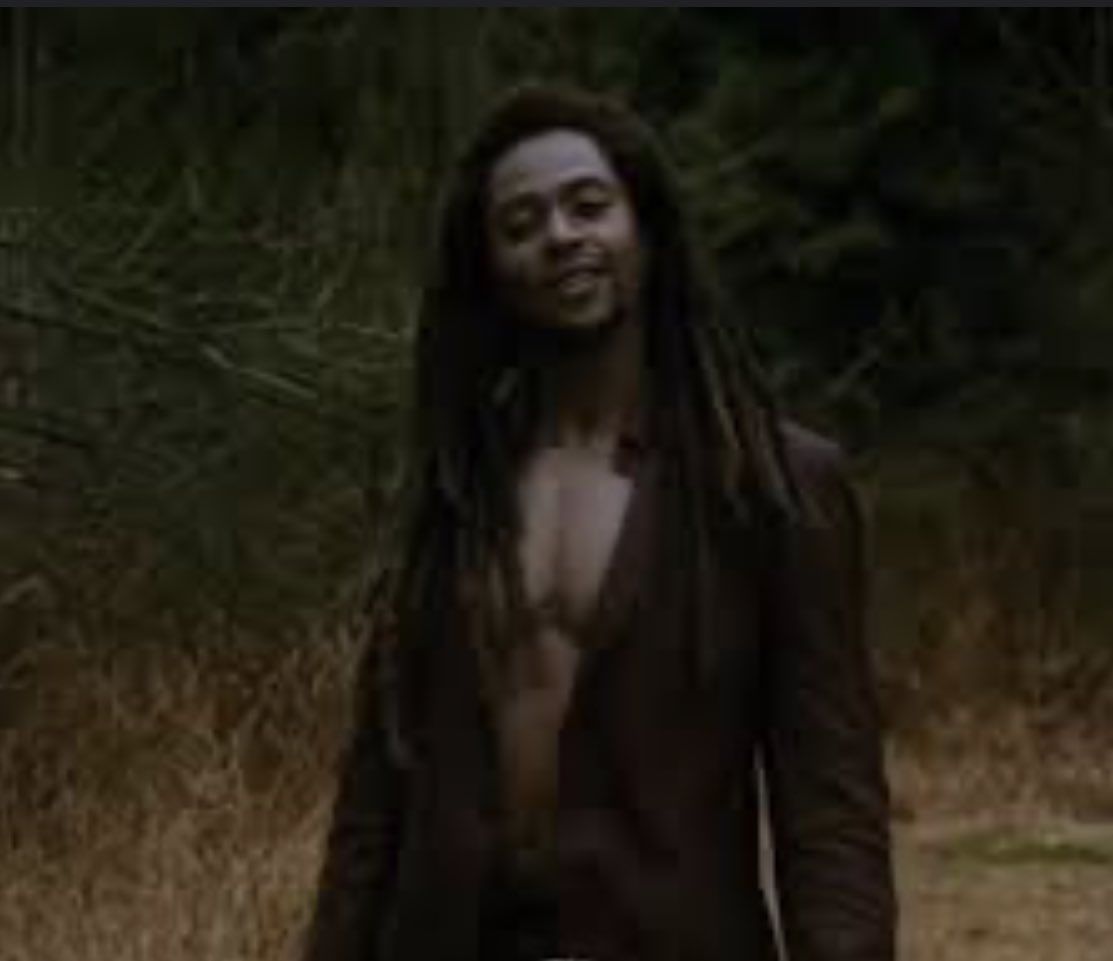 soszari's tweet photo. toda vez que eu vejo ele, eu lembro desse querido aq de crepusculo #BBB25 https://t.co/uxOPlq3ju8