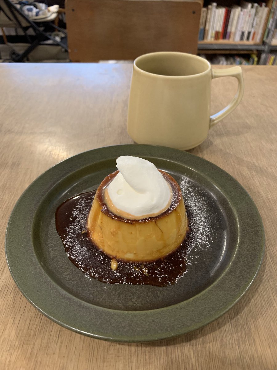 rometti105's tweet photo. 昨日の夜カフェ☺️ https://t.co/C50DNP1Qkx