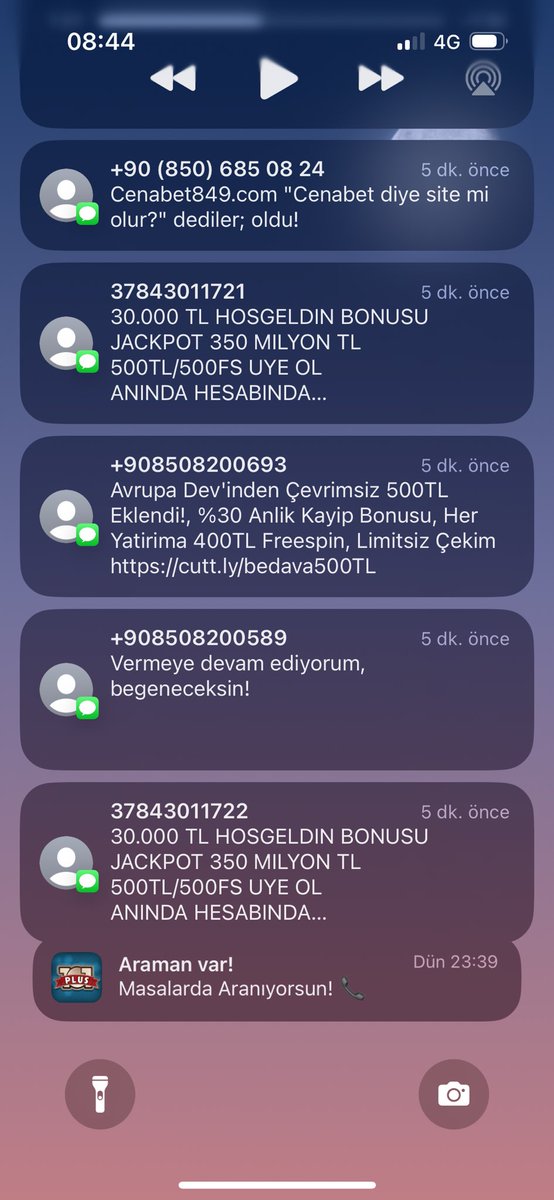 sana şimdi ne mesajlar geliyordur