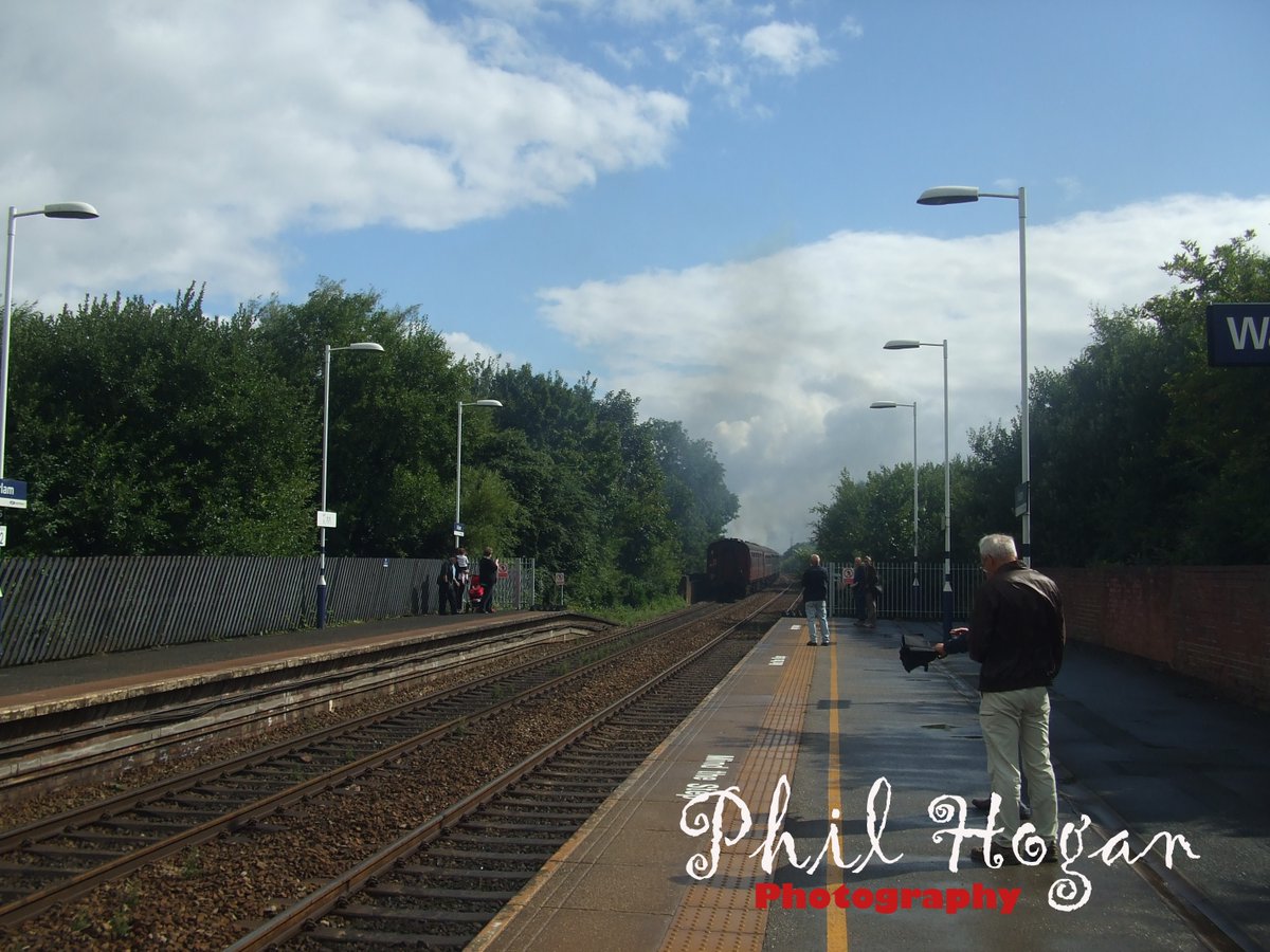 Steam train 2013 passing through Irlam train Station #Philhoganphotography #Steamtrain #Train #Irlam #Irlamstation