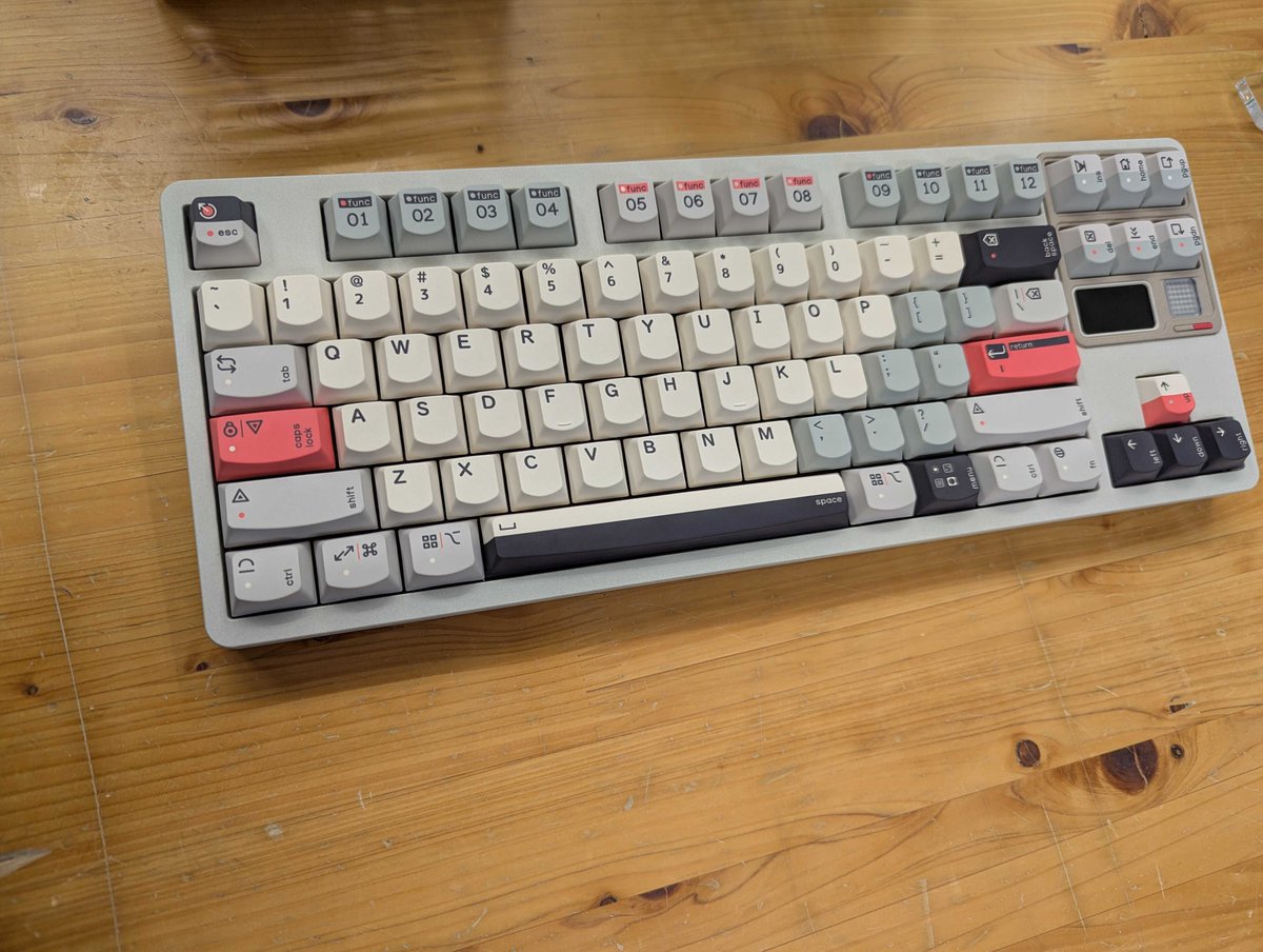 遊舎工房 tweet media