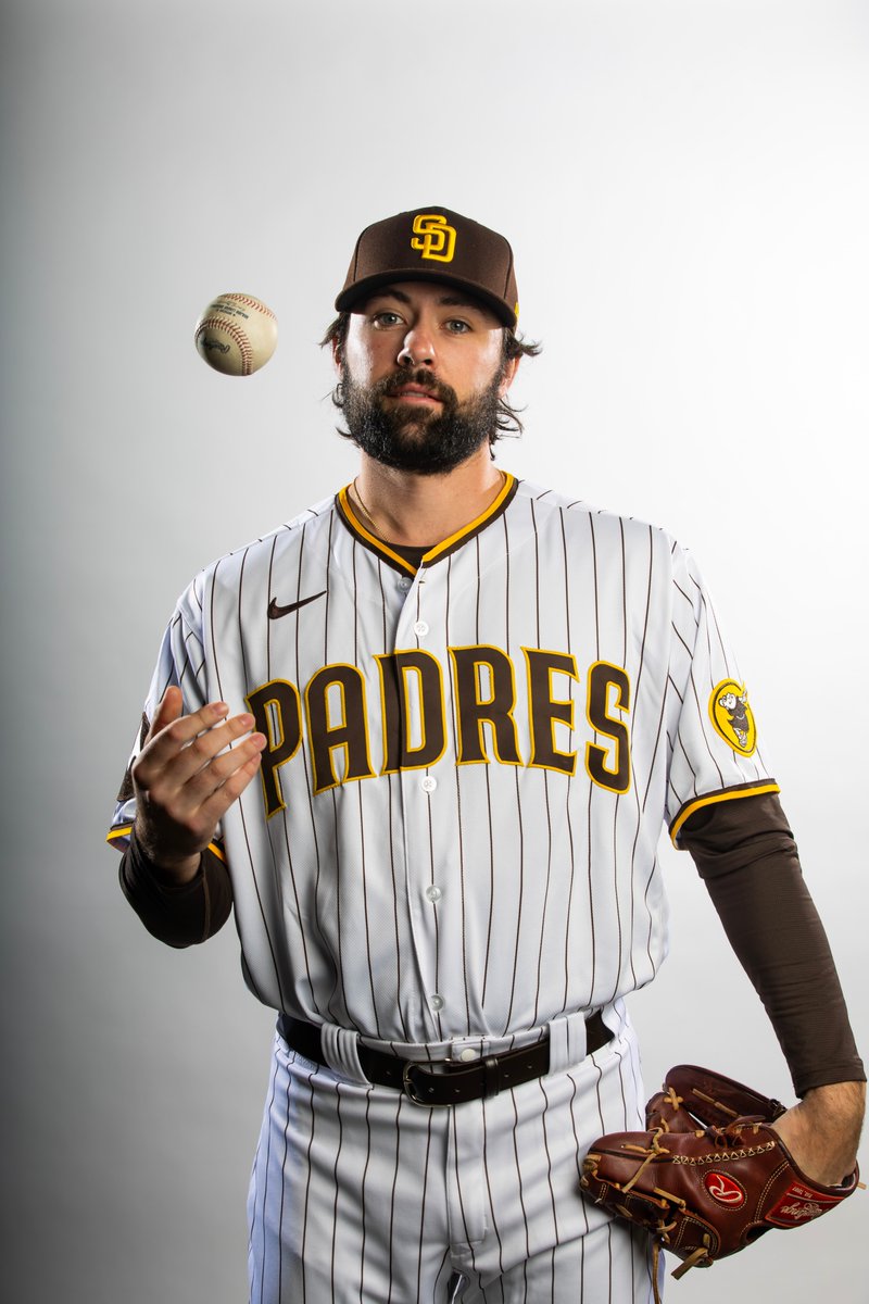 RollinStoney1's tweet image. Who needs Sasaki when you got this absolute legend.

#Knucks