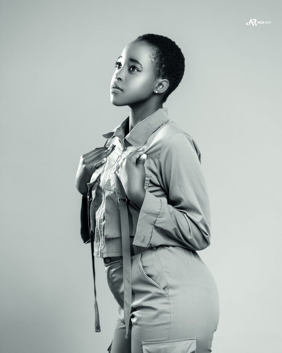 AGA RAY 📸 tweet media