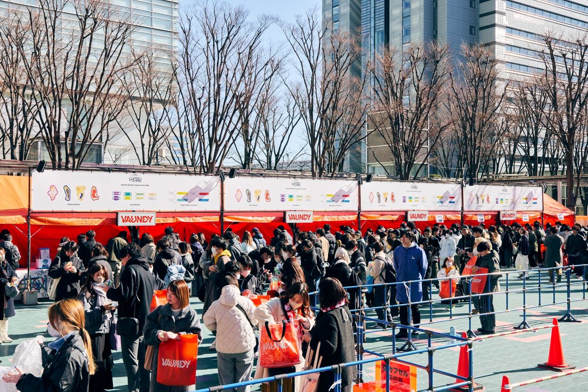 Vaundy one man live ARENA tour “FUSION” OFFICIAL GOODS 販売中