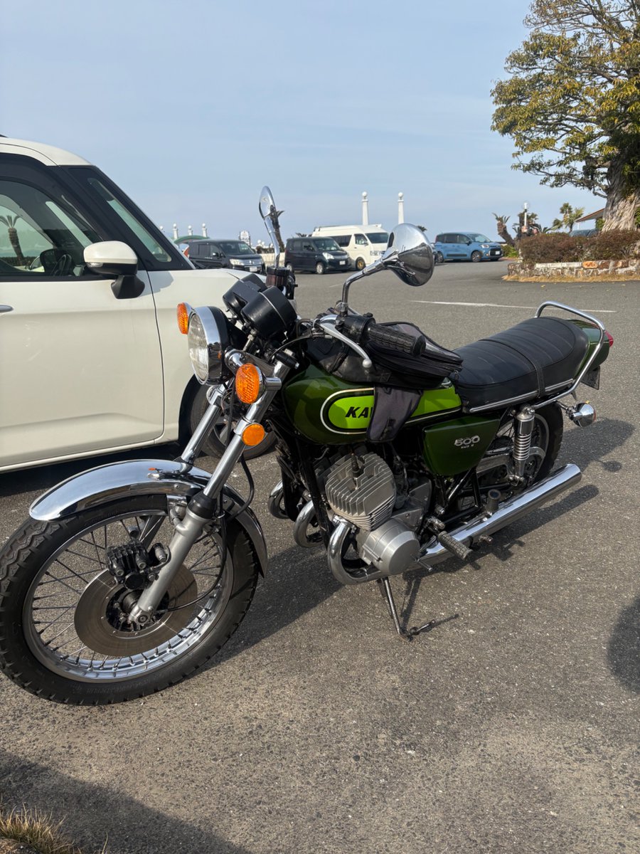 toshiara4's tweet photo. 天気が良いので近くの道の駅までマッハでひとっ走り。
他にはバイクは1台だけ､､､
まだまだ空気が冷たいからかな？
#2スト
＃マッハ3 https://t.co/gmb6mQXAUR