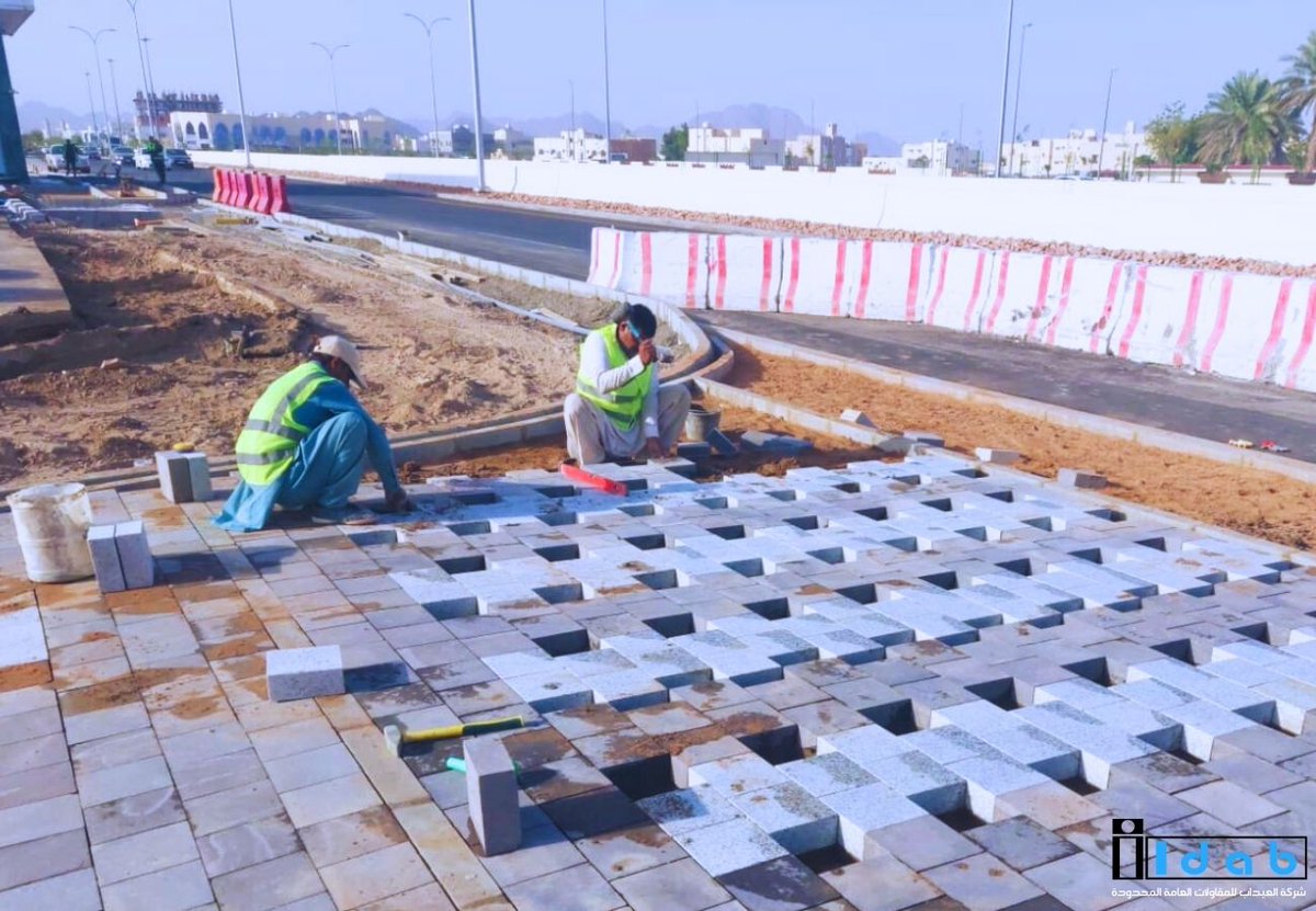 idabcompany's tweet photo. أعمال مشروع تأهيل وتطوير طريق الملك سعود للجزء الواقع بين طريق السلام وطريق الإمام مسلم بـ #المدينة_المنورة https://t.co/vfPpMroRtR