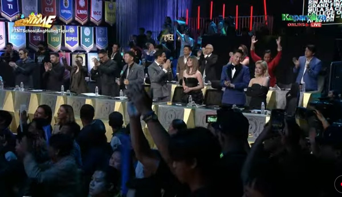 DarrenTrendsOfc's tweet photo. What a performance from Carmelle!! Standing ovation din ang ating mga TNT Hurados!!

#DARREN @Espanto2001
#TNTSchoolAngHulingTapatan https://t.co/ySa2gZaNMB