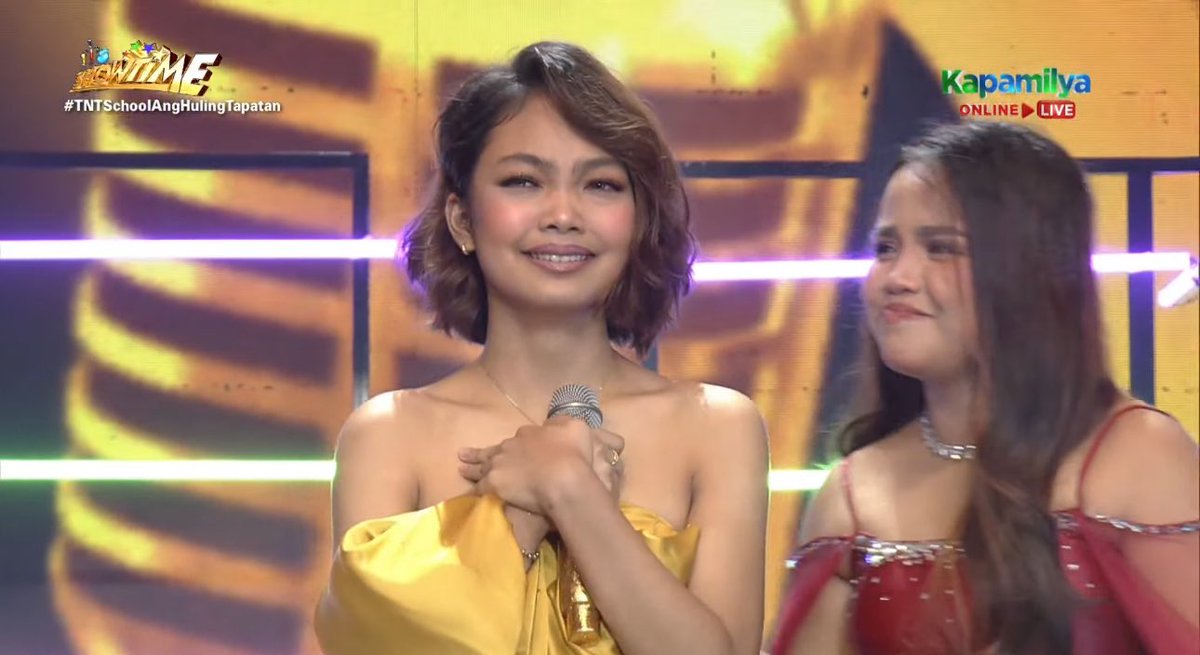 kowalerts's tweet photo. CONGRATULATIONS Carmelle ikaw ang Grand Champion ng #TNTSchoolAngHulingTapatan #ItsShowtime https://t.co/dcWbeRlVF1