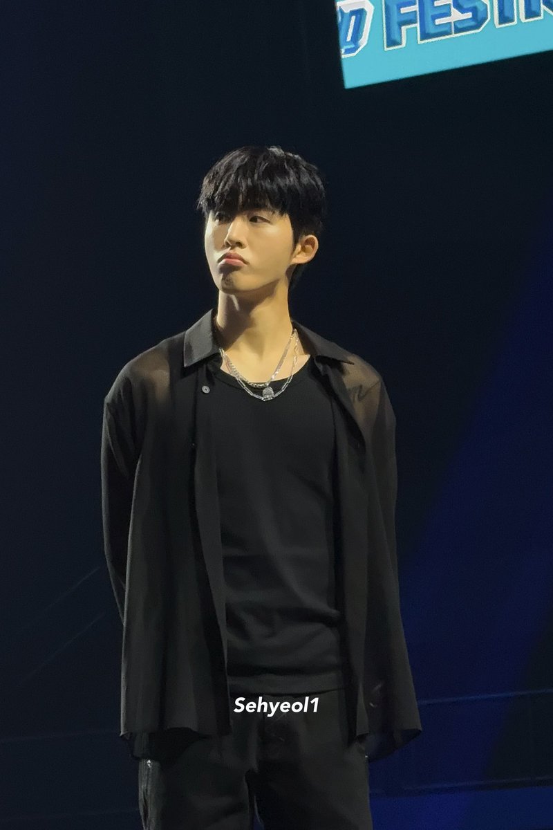 sehyeol1's tweet photo. 250118 Macau SSF😗 #비아이 #HANBIN #김한빈 https://t.co/1J0Jnz4qOz