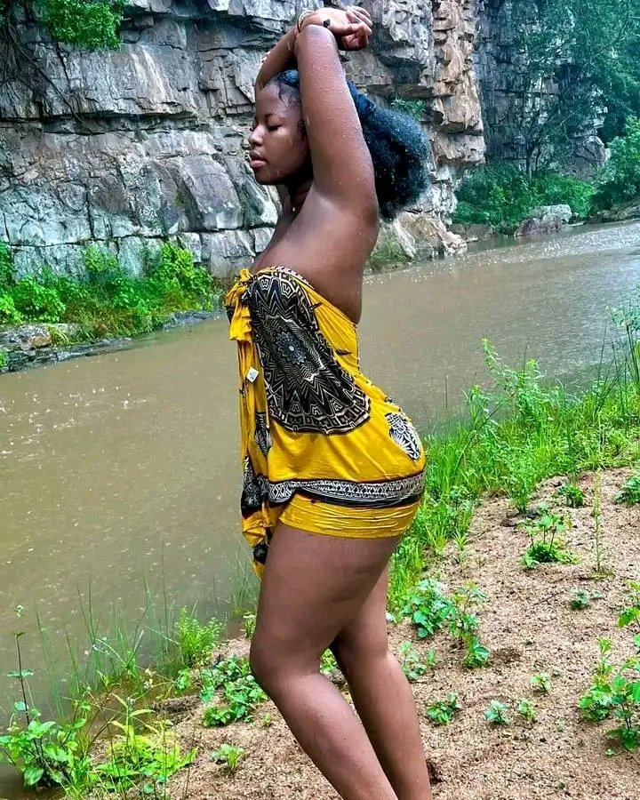 CHIMBO BORA LA UTELEZI TANZANIA NI HAPA 👇

Konexon ~ Hii ndio App Bora zaidi inayokuwezesha kupata huduma ya Malaya Popote ulipo Tanzania

Open Thread 🧵...✍️