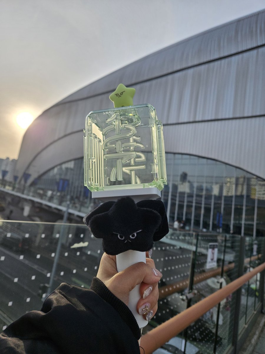 lovesome0201's tweet photo. 힘들었지만 이쁘네🌟 https://t.co/jHcWII4XqE