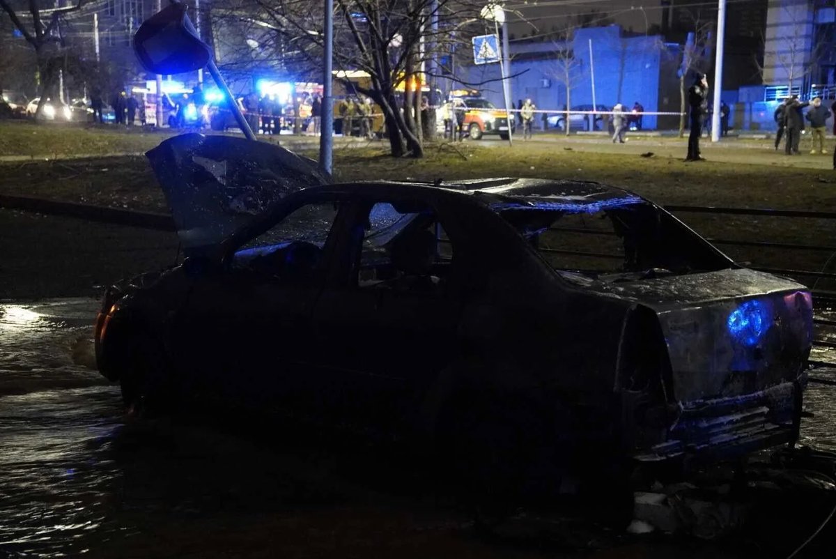 This morning, Russia has again hit Kyiv center with ballistic missiles. This happened after Chancellor Scholz has said, Ukraine did not need any additional air defence.