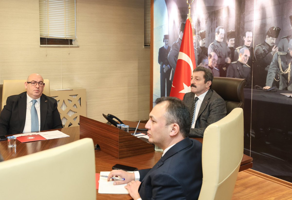 #ÜretenSağlık Modeli/#Samsun

📌Cumhurbaşkanımız Sayın
Recep Tayyip Erdoğan'ın liderliginde hayata geçirilen Sağlıklı #TürkiyeYüzyılı Programı kapsamında Sağlık Bakanlığımız ve Türkiye Sağlık Enstitüleri Başkanlığı (TÜSEB)'nın öncülüğünde geliştirilen Üreten Sağlık Modeli'ne