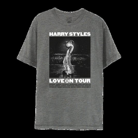 NiallerIsMyLife's tweet image. ☆MERCH GIVEAWAY☆
In honor of Harry's birthday coming up, I will be giving away 1 merch item under $60 from Harry's merch shop!

How to enter : 
- Like &amp;amp; repost this
- Comment your favorite Harry song
- Follow me

Contest closes Feb. 7 🌟

Examples on what you could win: