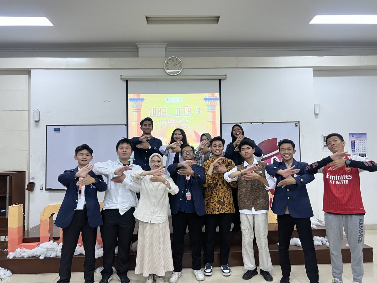 decembun's tweet photo. 5. ikutan LOKA :3 SUMPAH INI aku kayak aduh ikut gak ya ikut gak ya #galaw tapi akhirnya ikut soalnya banyak mentemen aku yang ikut #fomo dikit hehe jangan ditiru yah pwis TP LOKA INI INSIGHTFUL BANGET LOH aku senang 🥹💓 https://t.co/6fIyfyCKcJ