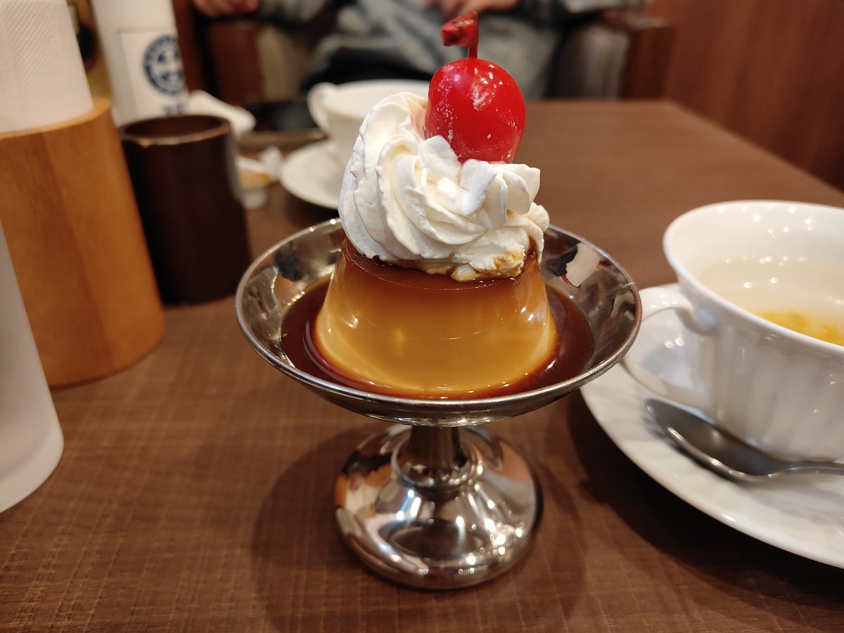 mado1110maru's tweet image. デザートは倉式珈琲店で倉シックプリンと、ゆず茶。　#倉式珈琲店