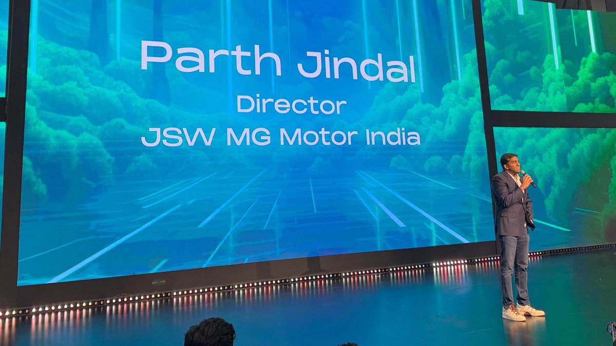 MGMotorIn's tweet photo. Parth Jindal, MD, JSW, unveils the MG Majestor at Bharat Mobility Global Expo 2025: "This is more than a car; it's a towering force."
#MGDriveFuture #MGatBharatMobility2025 #MGatAutoExpo2025 #Innovation #Tech #MGMotorIndia #MorrisGaragesIndia @ParthJindal11 https://t.co/3utdZ55rRL