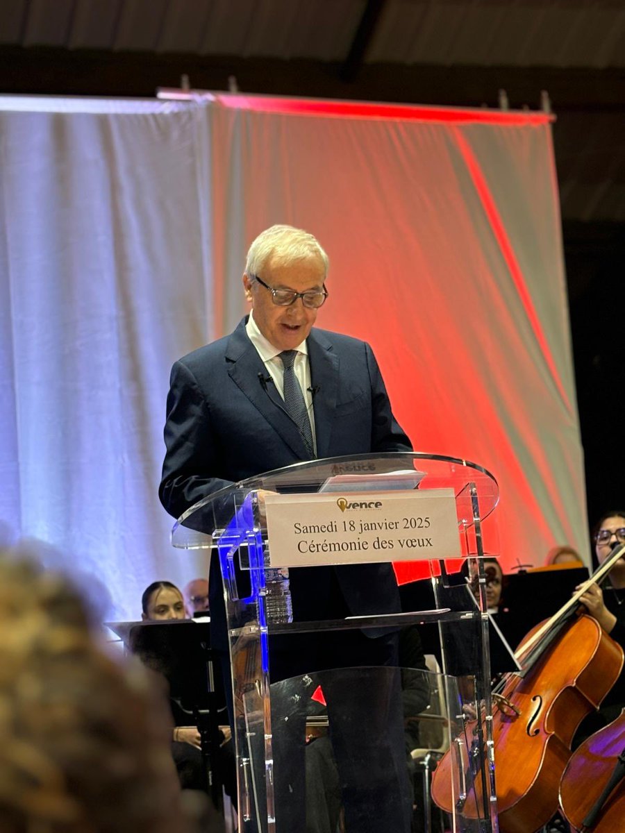 Maxime Guay (@maximeguay06) on Twitter photo Avec notre athlète Vençoise médaillée de bronze aux jeux paralympiques de Paris 2024 pour les vœux du maire de Vence Régis Lebigre. Encore toutes mes félicitations à <a href="/flora_vautier/">vautier flora</a> qui reçoit la médaille de la ville de Vence et pour ce parcours si mérité ! 🏓 Avec notre athlète Vençoise médaillée de bronze aux jeux paralympiques de Paris 2024 pour les vœux du maire de Vence Régis Lebigre. Encore toutes mes félicitations à <a href="/flora_vautier/">vautier flora</a> qui reçoit la médaille de la ville de Vence et pour ce parcours si mérité ! 🏓