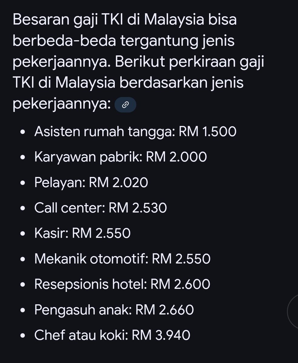 Ariestanabirah's tweet photo. @convomf Bertahun-tahun, Ringgit Malaysia naik terus nilai tukarnya. 

Bikin iri ya di lokernya nggak ada batasan usia, nominal gaji dikasih tahu di depan, hari kerja jelas.

Bahkan gaji minimum karyawan Mixue mirip dengan UMR di Jakarta. https://t.co/UqGA8LCONk