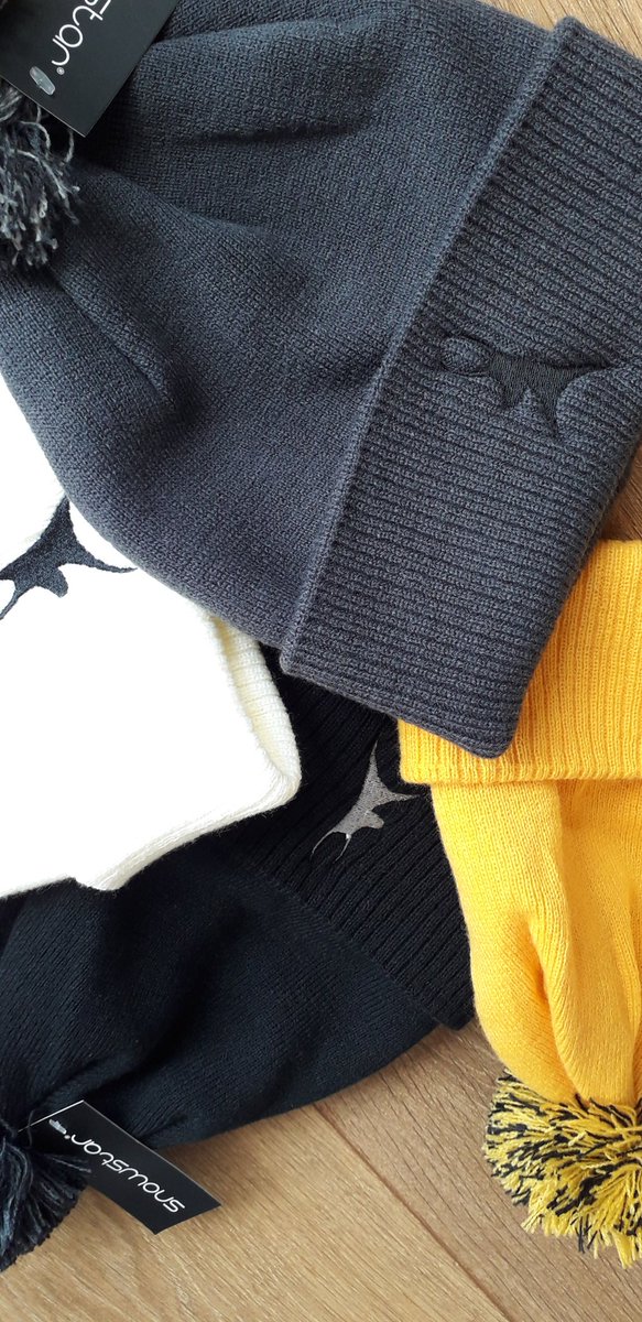AFCTUClubshop's tweet photo. The temperature has dropped but we have you covered. The @telfordutd shop is now open for all your scarves and bobble hat needs. https://t.co/eWaHQGeglp