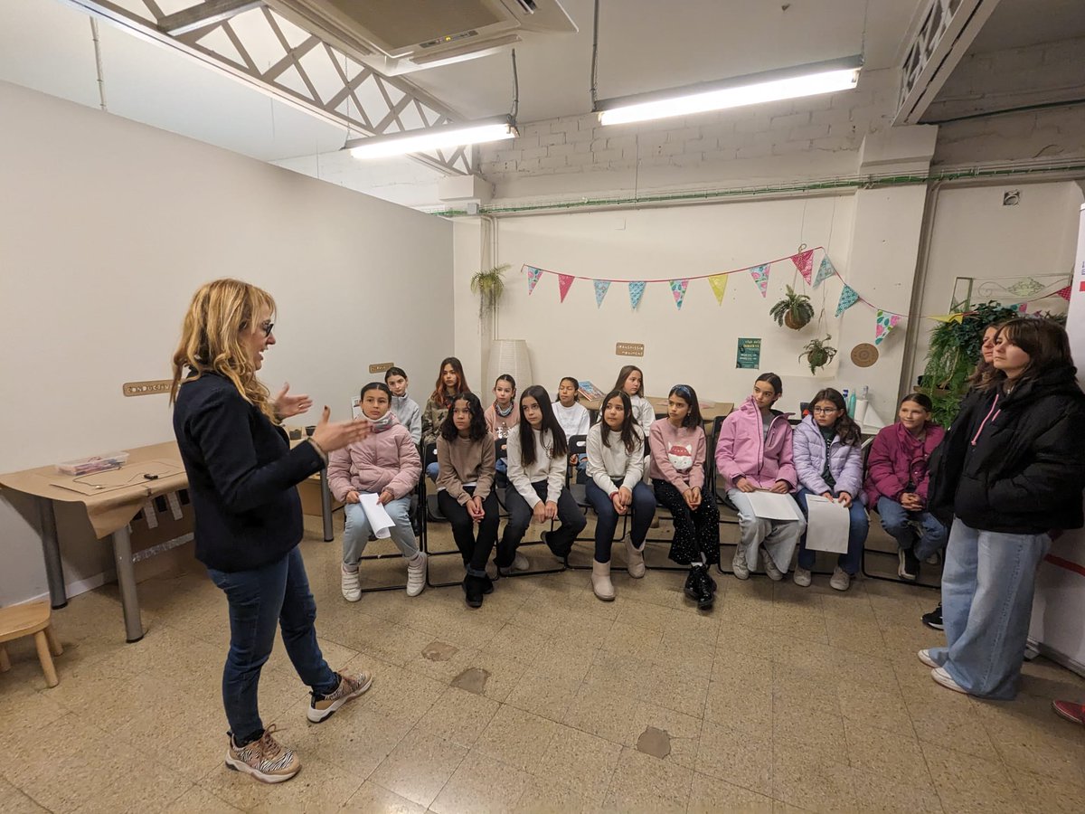 🔥Comencem l'Igualada Tinc Talent!
➡️16 nenes de la ciutat seleccionades per liderar a nivell europeu un projecte transformador en àmbit STEM <a href="/WeSTEMEUproject/">WeSTEMEU</a>
Som motor de canvi!
Gràcies Inquiet, <a href="/codelearn_cat/">Codelearn</a>
I <a href="/EspaiMalla/">Espai Malla</a> per donar-nos suport!