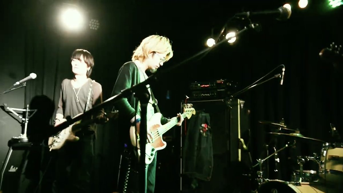 ODDLY (@oddlyband) on Twitter photo //NEWS//
:ARCHIVES for Kyoto GROWLY (<a href="/415issues/">Kaishu Yagi</a>)
"Ruh Ruh - Alligator"
昨年12月27日のGROWLYでの最後のライブ映像がYouTubeに掲載されました↓
youtube.com/watch?v=BtXoLC… //NEWS//
:ARCHIVES for Kyoto GROWLY (<a href="/415issues/">Kaishu Yagi</a>)
"Ruh Ruh - Alligator"
昨年12月27日のGROWLYでの最後のライブ映像がYouTubeに掲載されました↓
youtube.com/watch?v=BtXoLC…