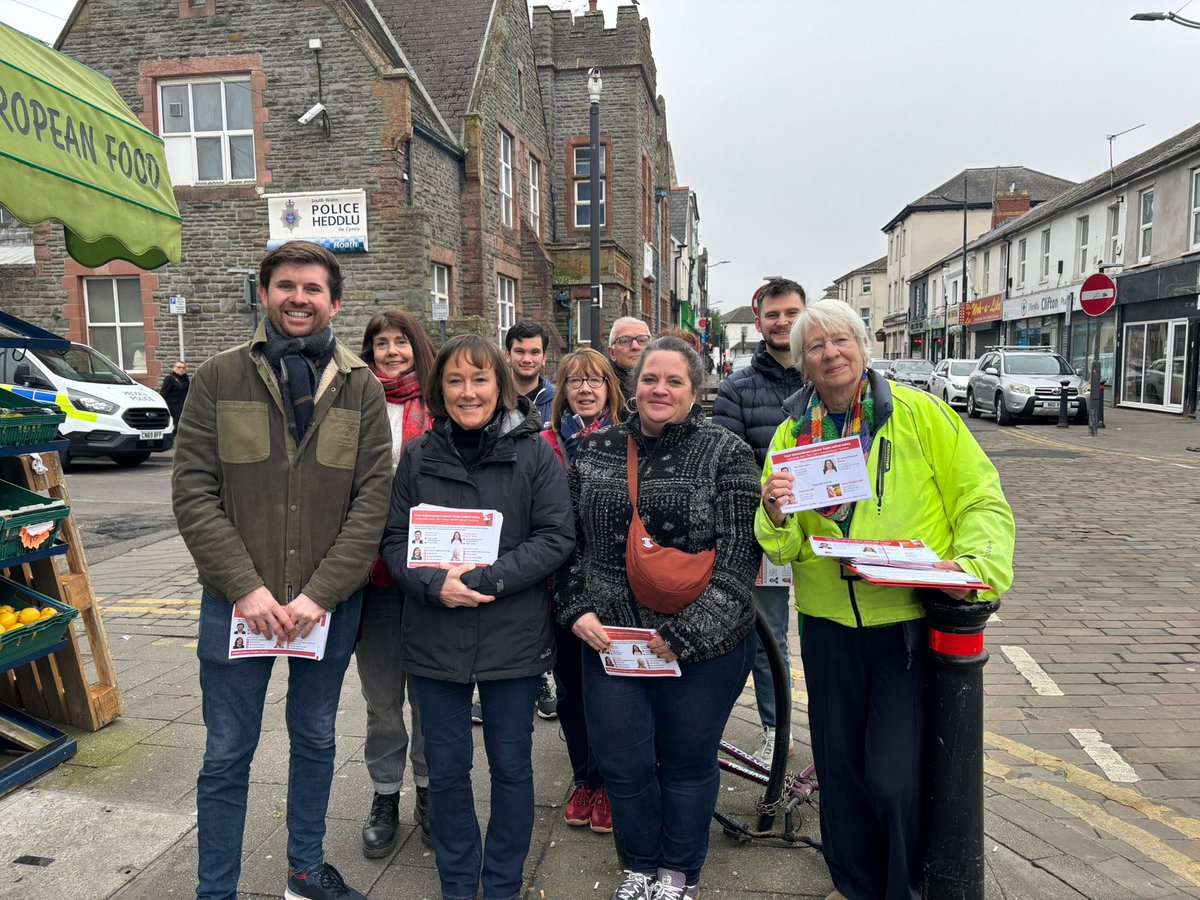 Both our <a href="/CardiffEastLab/">Cardiff East Labour Party</a> teams have been very busy out in Adamsdown this morning, listening to residents, picking up casework and all completed in time for the #SouthWalesDerby 😉💙 Thanks to everyone who took time to chat with us. 
C’mon Bluebirds!