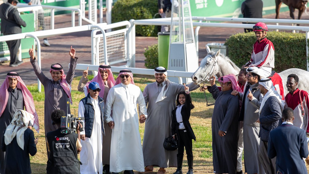MujazALfrusia's tweet photo. الحفل ( 81 )
نتيجة الشوط ( 1 )

• الفائز : عسل جردان
• الاب : جورفك
• الام : HEIR APPARENT
• المالك : سعد مدهش مزيد الصعبي السهلي
• تدريب : مزيد السهلي
• قيادة الخيال : محمد الدهام
• مسافة الشوط : 1200 م
• الزمن : 1:15:41

#موجز_الفروسية https://t.co/qmKIPIAsMZ