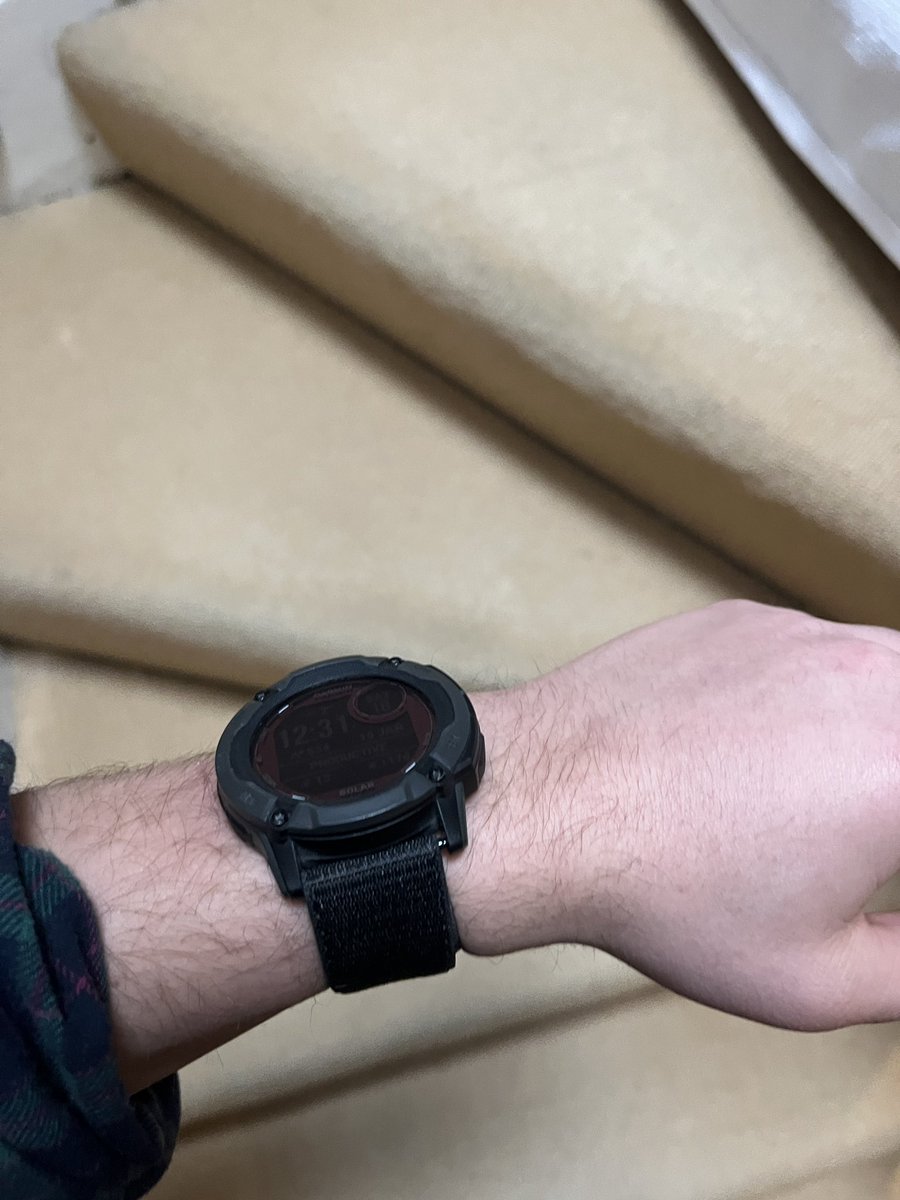 christophers98's tweet photo. This May it'll be two whole years of owning the 2x. Other than some occasional blips in measuring sleep, it’s held up really well.

Trained and ran a marathon with it, a marathon relay also, and a number of 10k races. Also countless city bike rides. It’s rugged as heck. Love it! https://t.co/uuiD0fdwSA