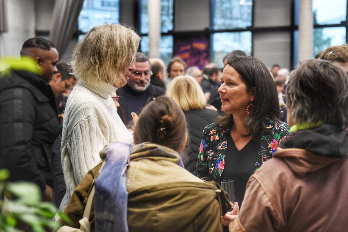 🧶 Quel plaisir de retrouver ce matin les habitants de l’Île de Nantes et de Nantes Sud pour notre traditionnelle cérémonie des vœux de quartiers en ce mois de janvier. 
Un moment de convivialité, et des relations de proximité, auxquels je suis très attachée. #Voeux2025