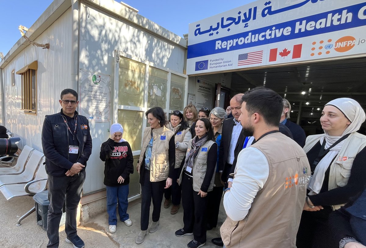 UNFPAJordan's tweet photo. 📢 Honoured to host EU Commissioner @HadjaLahbib &amp; delegation at the UNFPA-supported #SRH clinic in #Zaatari Camp today.

Over 18K safe deliveries since 2013—thanks to @eu_echo for supporting lifesaving services &amp; the Women &amp; Girls Safe Space. Together, we empower!💙  @EUinJordan https://t.co/Cbd5Aol8UZ