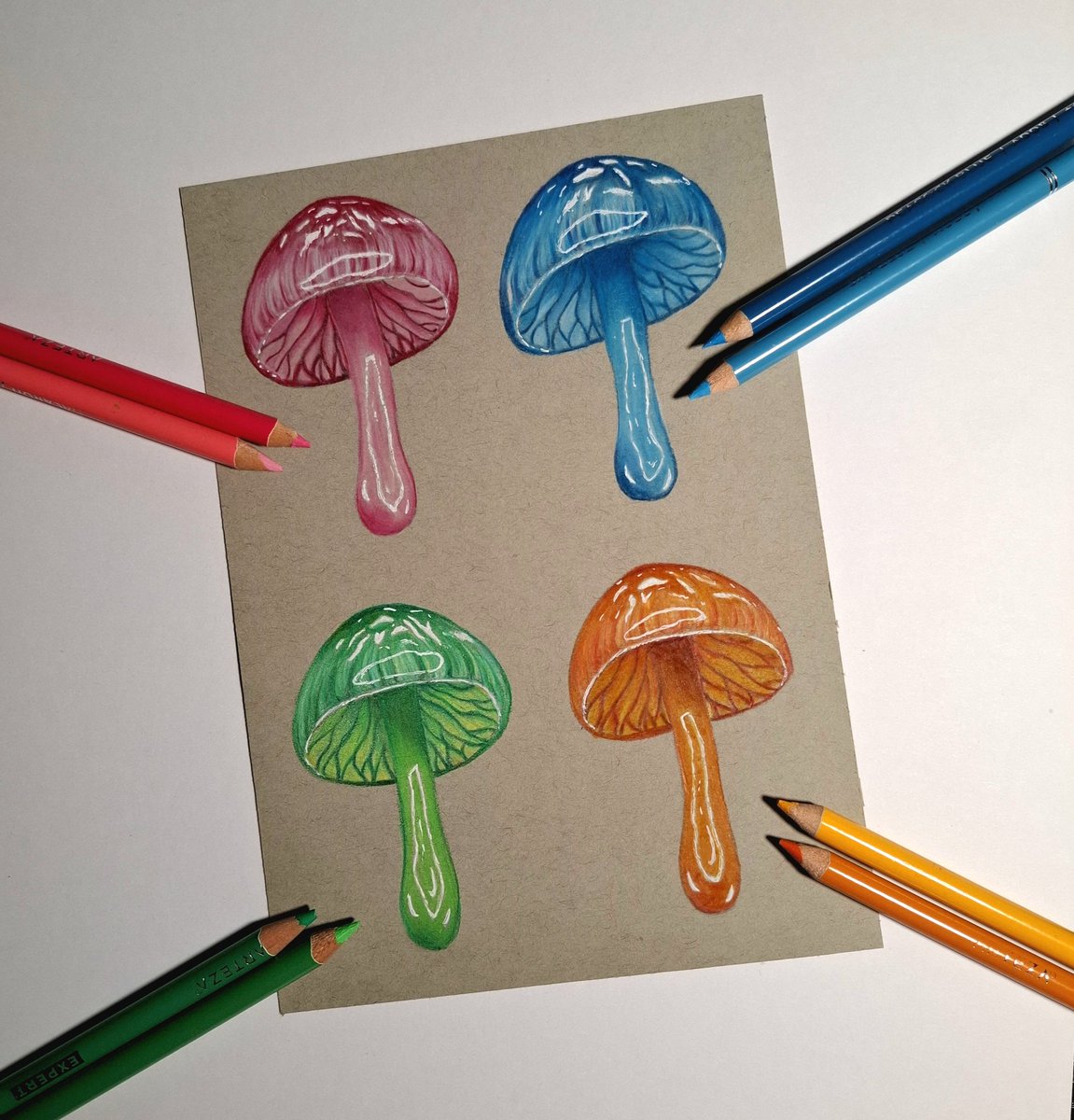 How cute are these colourful little mushies 🍄🍄🍄

Drawn using <a href="/artezaofficial/">Arteza</a> colouring pencils 🖍
