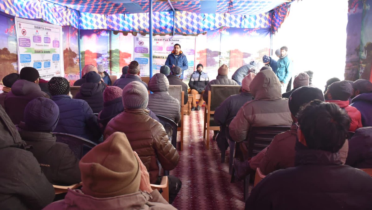 DIPR_Kargil's tweet image. A property card distribution programme was organized today at Tehsil Office Drass under the #SVAMITVAScheme.
@Info_Ladakh
@dc_Kgl 
@ddnews_jammu 
@ddnewsladakh 
@DDNewslive 
@airnewskargil 
@prasarbharti 
@GulistanLadakh_ 
@Kargil_Today
