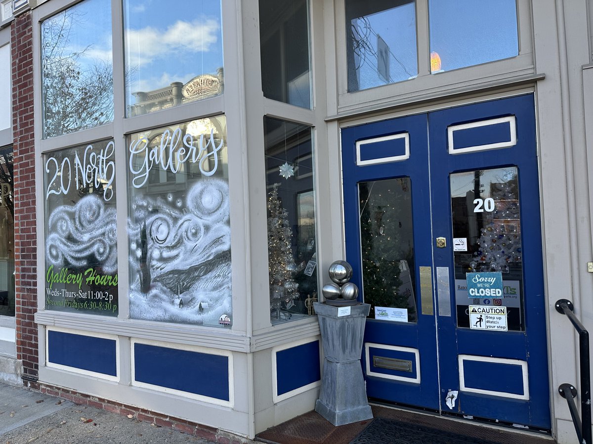 Hancock County Arts has a number of classes and exhibitions coming up this winter. Check out their high school/junior high exhibition, Textures and Shading with Sandy Hall, and Loosen Up and Paint with Greg Gearlds. Learn more by heading to their website: bit.ly/3BZFxHI