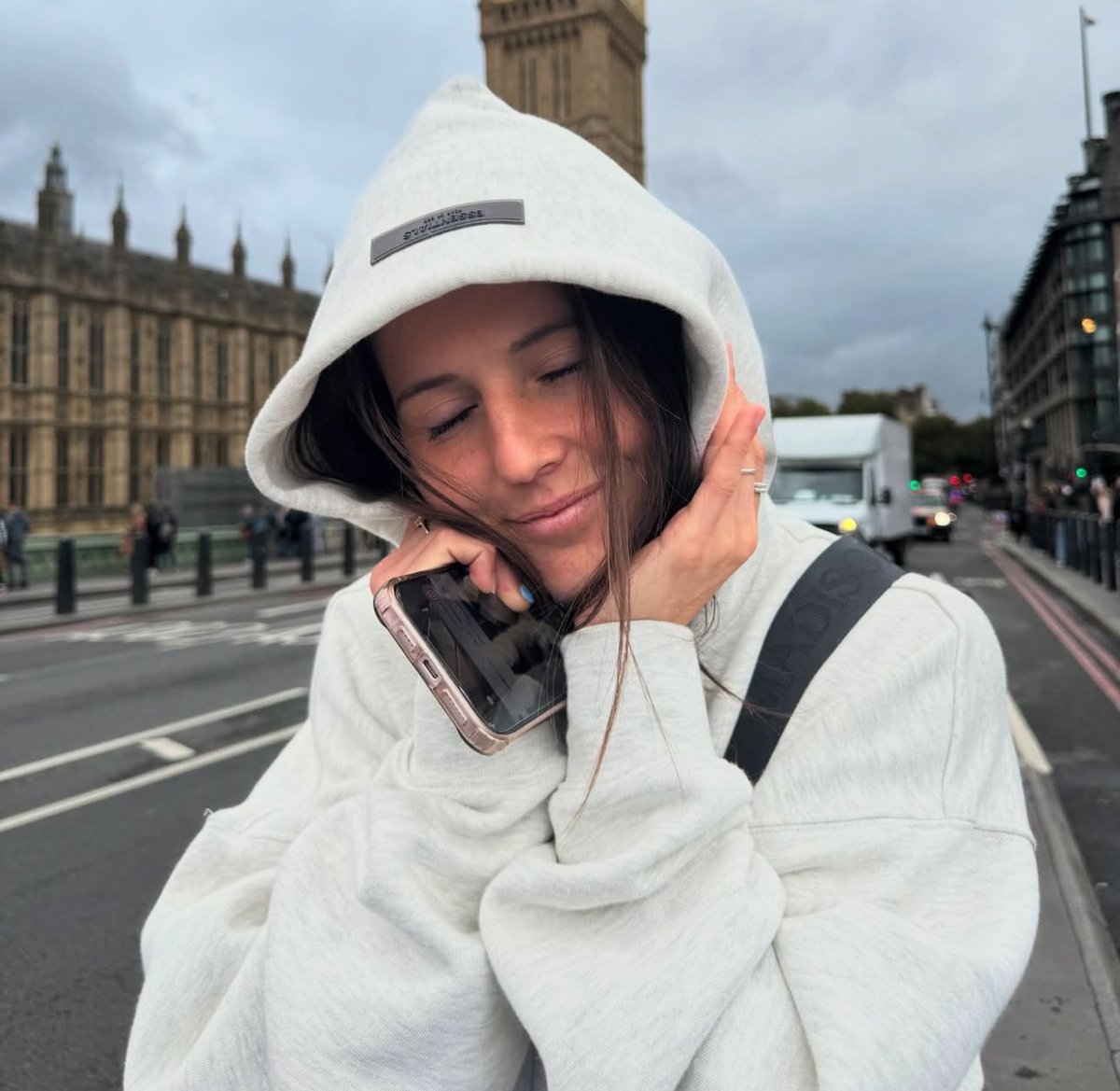 CHRISCROWLCY's tweet image. julesss posted: England, it’s been a pleasure. Onto new adventures . . . 👀 🇺🇸