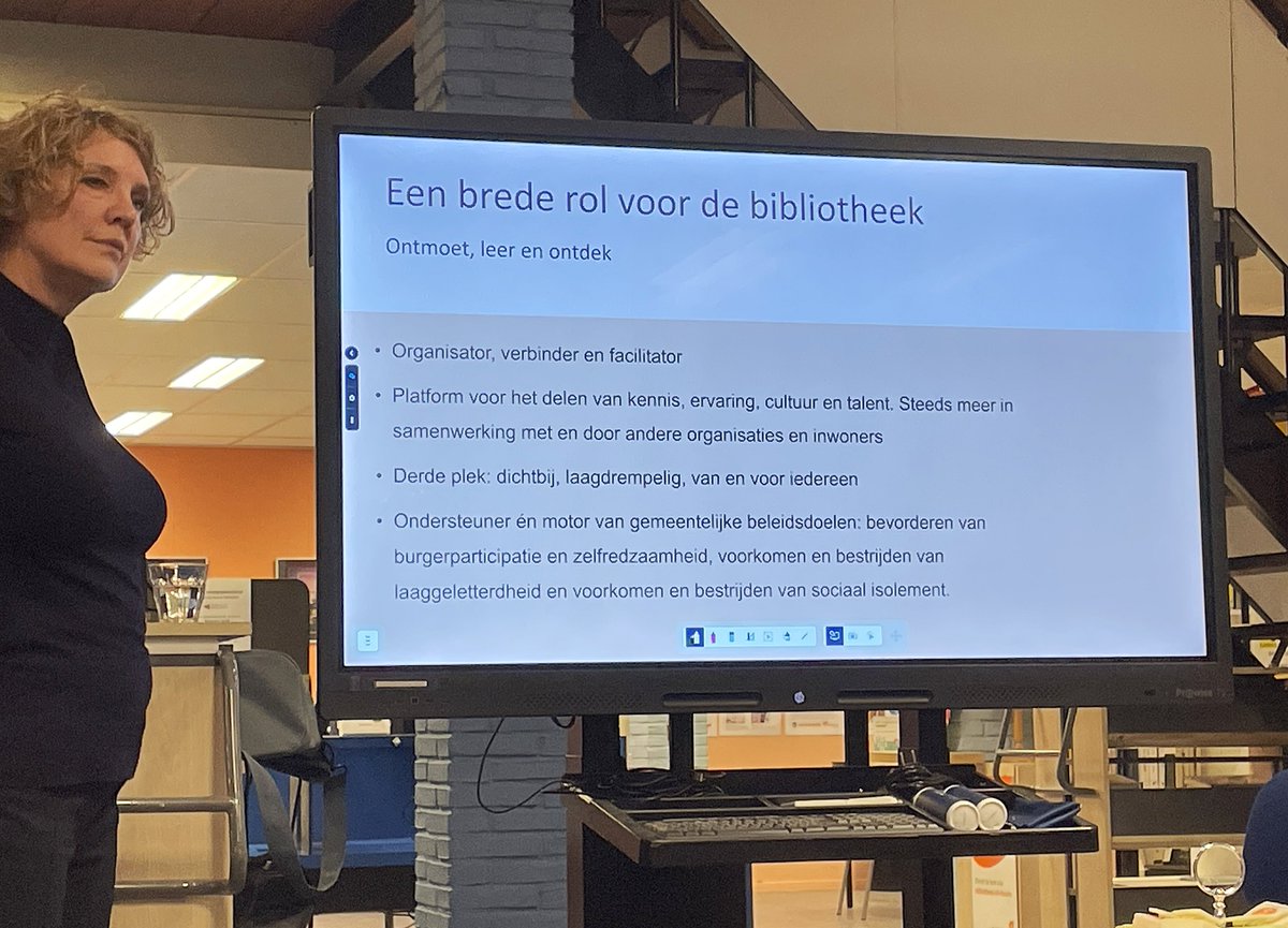 Proeverij <a href="/biebseemsdelta/">Bibliotheken Eemsdelta</a> 

Raadsleden en fractieassistenten van <a href="/RaadEemsdelta/">Raad Eemsdelta</a>   te gast in de  Bieb Delfzijl om informatie op te halen over het Groningse  bibliotheekwerk...

Info: eemsdelta.christenunie.nl
